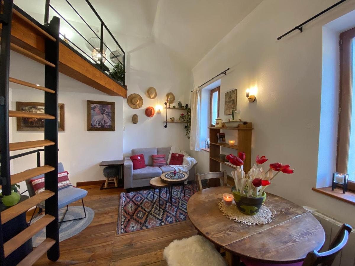 Duplex Cosy Au Coeur De Barcelonnette Apartment Bagian luar foto